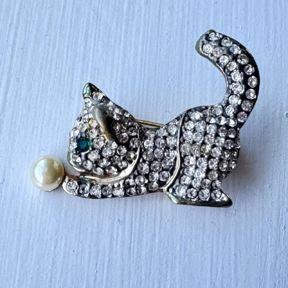 Vintage Gold-Tone with Crystals Playful Cat Brooch